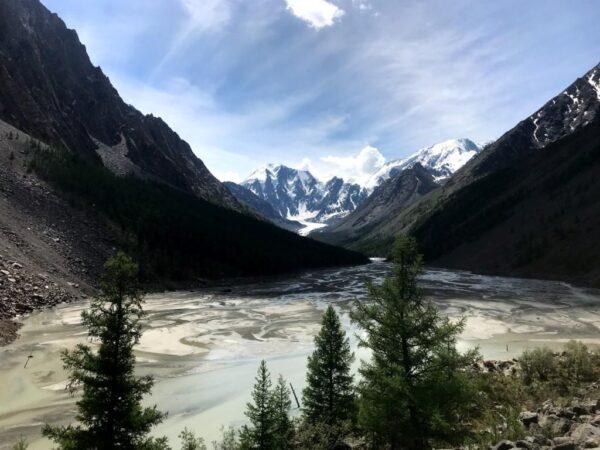 trekking alone altai mountains chibit maashey bashi