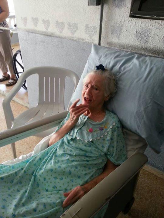old lady dying in bed giving away money scam