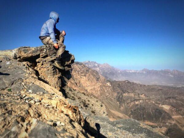 trekking alone jebel akhdar al hajar mountains oman