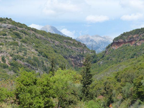 hiking in greece vyros gorge