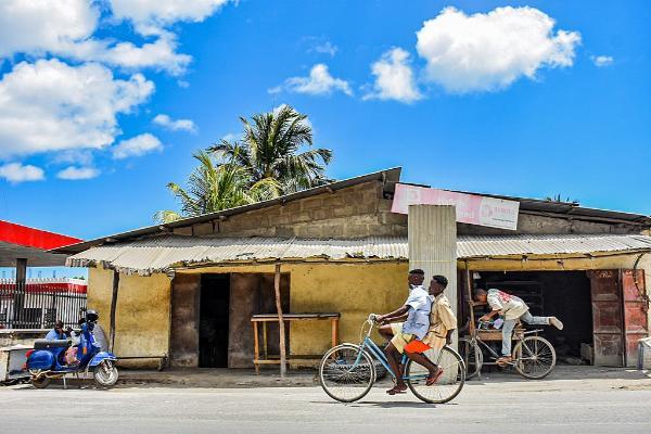 Εξερευνώντας την Ζανζιβάρη με Ποδήλατο