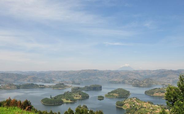 Λίμνη Bunyoni στην Ουγκάντα: Η Ελβετία του Ισημερινού