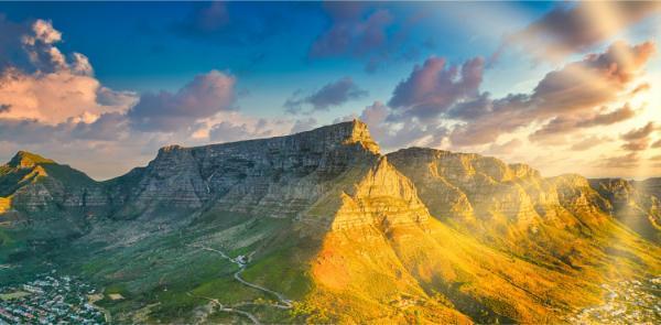Ορειβασία στο Table Mountain στο Κέιπ Τάουν της Νότιας Αφρικής
