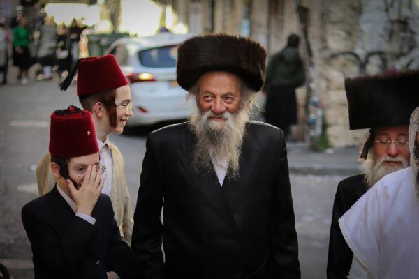 Υπερορθόδοξοι Εβραίοι: Μία Βόλτα σε γειτονιά των Χαρεντί στα Ιεροσόλυμα