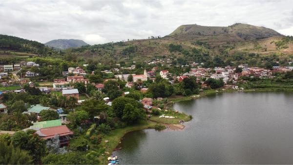 ampefy village madagsacar mountain lake
