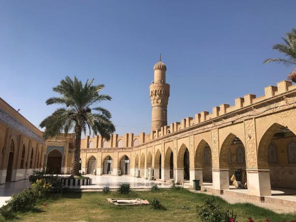 ezekiel's tomb mosque courtyard