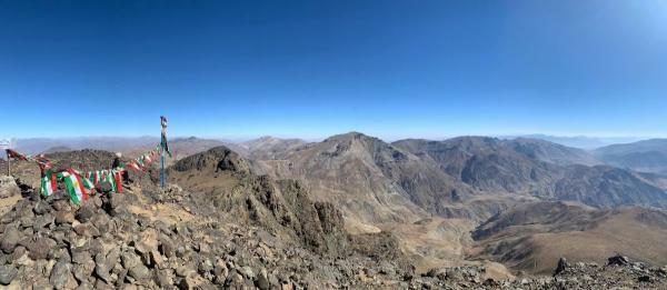 Eastern panoramic view of Iran from the top of mount halgurd