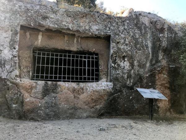 Kimon's Tomb philopappou athens