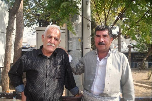 kurdish men in Sulaymaniyah, iraqi kurdistan