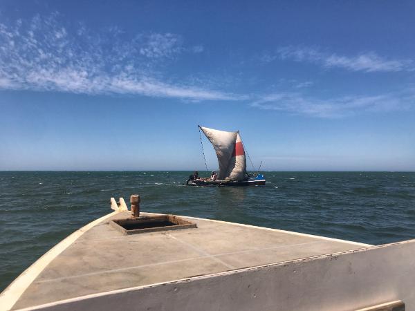 Full-sail pirogue tulear madagascar
