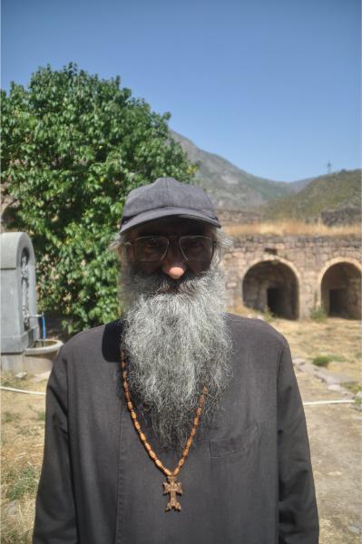 αρμένιος μοναχός στο τατέβ της αρμενίας