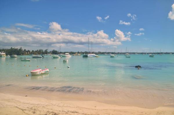 grand baie beach in mauritius