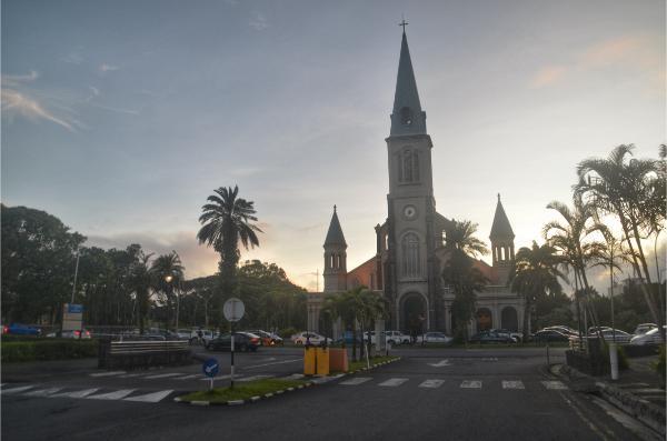 downtown curepipe in the evening