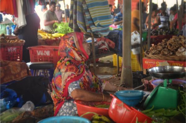 In the crowded monday market of mahebourg