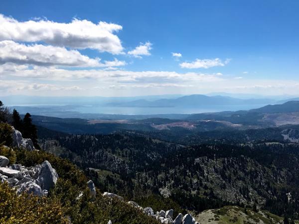 ορειβασία στο όρος πυξαριάς στην βόρεια εύβοια