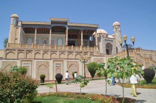 Hazrat Khizr Mosque in samarkand