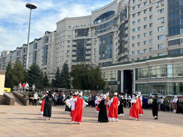 Traditional Kazakh dancers in the center of Astana