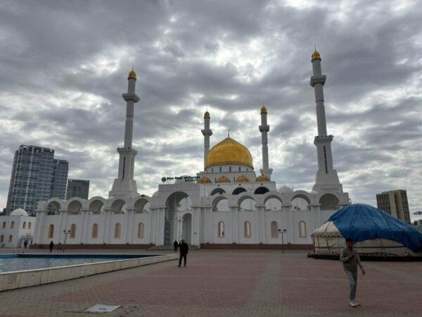 Nur Astana Mosque with a random yurt pitched in its front