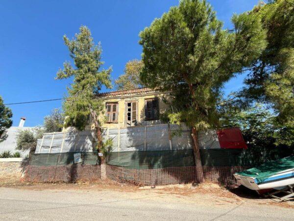 The now-dilapidated house of Konstantinos Kanaris