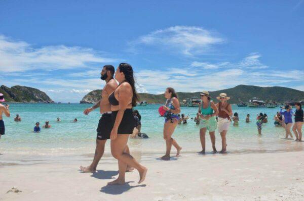 Praia do Farol, ilha do cabo frio brazil